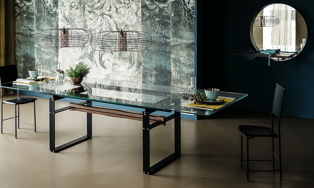 Table with Base in Matallo and Solid Lagno with Crystal Top